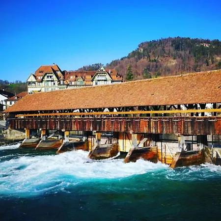 Thun Alps Scenic Views And Concierge By Swisshut בקתה זיגריזוויל