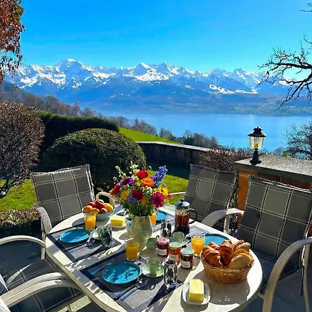 בקתה Thun Alps Scenic Views And Concierge By Swisshut *