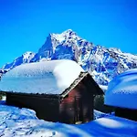 Horská chata Thun Alps Scenic Views And Concierge By Swisshut *